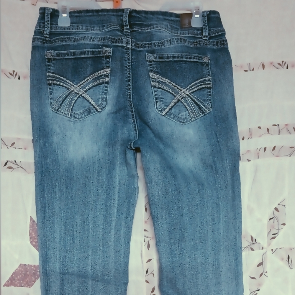 Women's Wallflower luscious curvy fit faded blue jeans 13 32/30